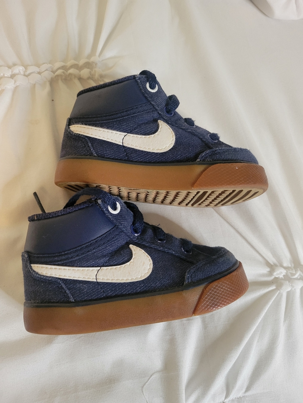 5C Nike SB High tops